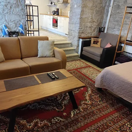 Apartment Old Town Stylish Stonehouse Kauba 6a Kuressaare