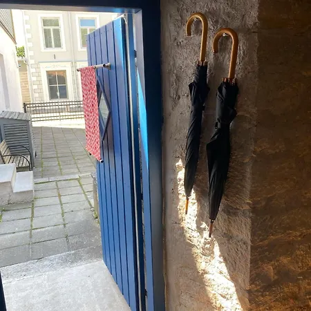 Old Town Stylish Stonehouse Kauba 6a Apartment Kuressaare